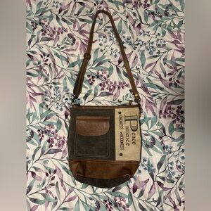 Myra crossbody bag